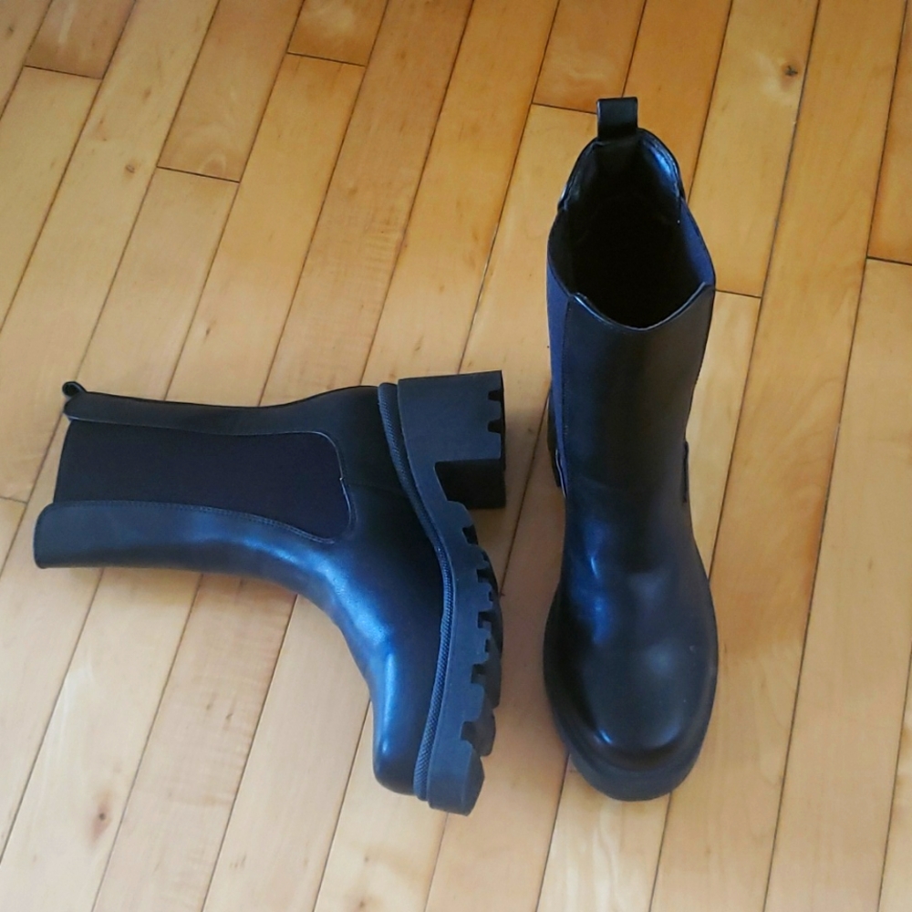 Never worn!
